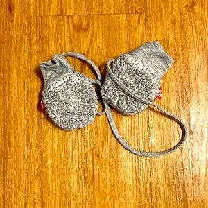 Zutano Gray OS Infant Mittens